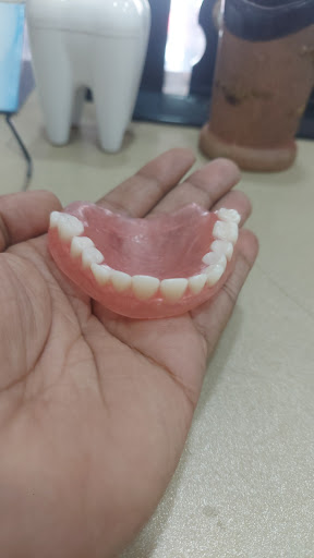 Complete denture post image