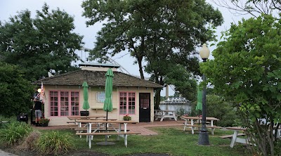 Canal Creamery and Sweet Shoppe