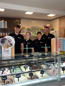 Eiscafé Melina Rathauspl. 2, 93086 Wörth an der Donau