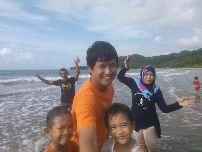 Photos of Pantai Badak Limau Yudha