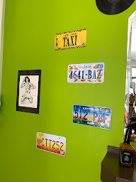 Photo n°18 de Carpe Diem coiffeur & barbier à Tonnay-Charente (Barbier)