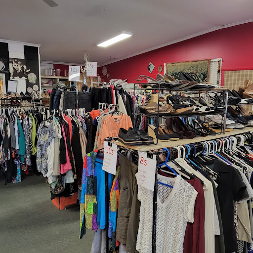 mecwacare Ballan Opportunity Shop - Thumbnail