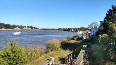 Ship Watch Inn