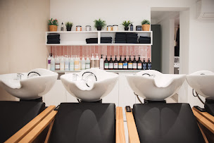 Photo n°29 de LE VESTIBULE Coiffure à Soorts-Hossegor (Barbier)