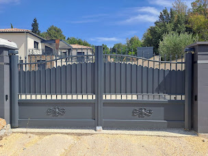 Photo n°1 de AMDTI à Saint-Péray (Fournisseur de fenêtres en PVC)