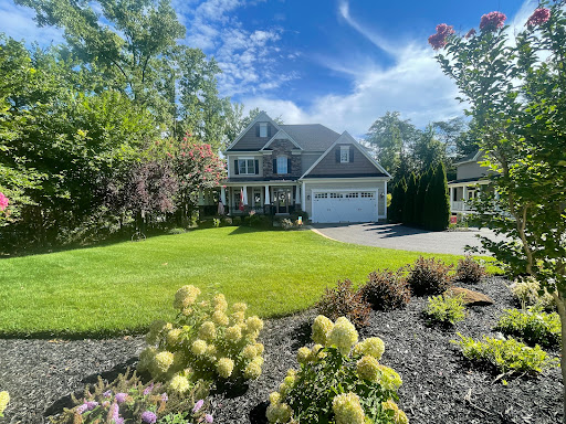 Violet Haag, Berkshire Hathaway HomeServices Homesale Realty