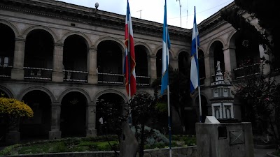Photos of Municipal Cerro El Ba&uacute;l Park