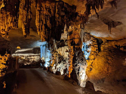 Fantastic Caverns - Thumbnail