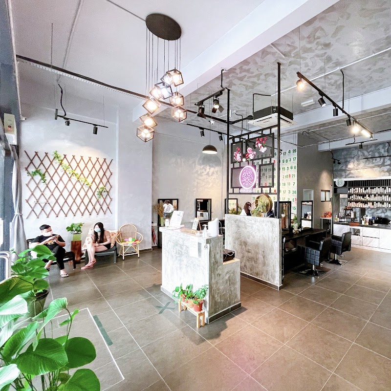 LOC Salon — hair salon in Cheras