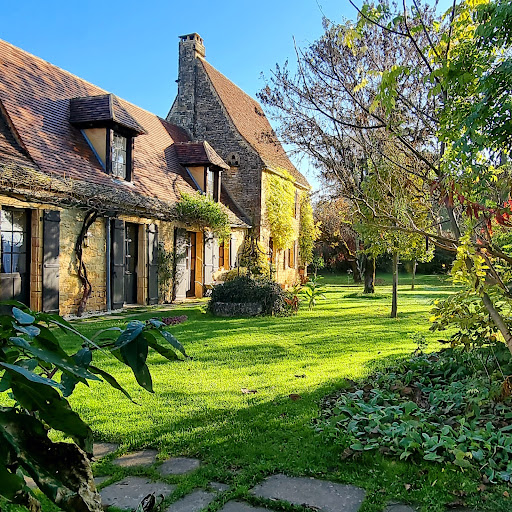 Photo de La Grange de Langlade: Gîte et Chambre d'hôtes, avec piscine et spa en campagne, Gîte de groupe en Dordogne, Périgord Noir à Proissans (24200)