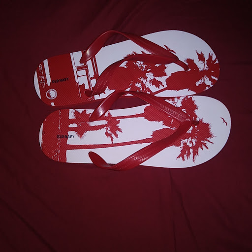 CloZet Outlet - Thumbnail
