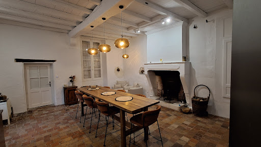 Dans cette maison bourgeoise , une partie du chantier...
