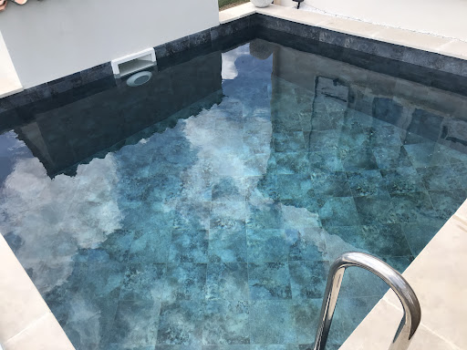 Photo de Location saisonnière chez jo et bruno maison individuelle 45 m2 avec piscine et terrains à Gémozac (17260)