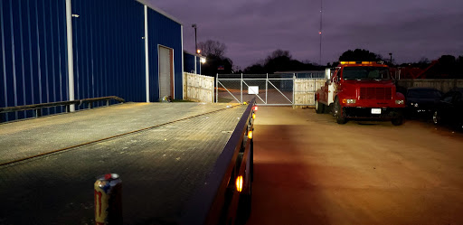 Pee Wee's Towing & Collision Repair LLC Gallery - United States