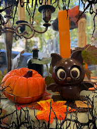 Photo n°16 de Dadou Macarons & Chocolats à Le Vésinet (Pâtisserie)