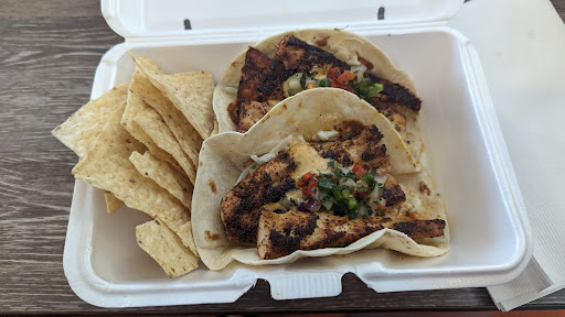 PEACHY'S BEACH EATS - Visual
