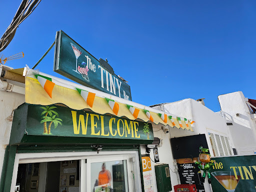 Tiny Bar - Visual