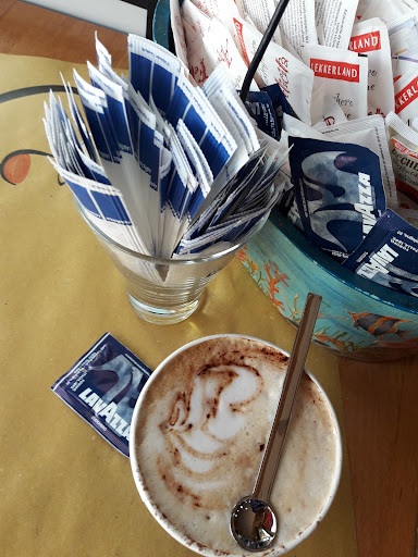 Piccadilly Café - Visual