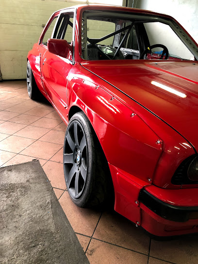 GARAGE 66