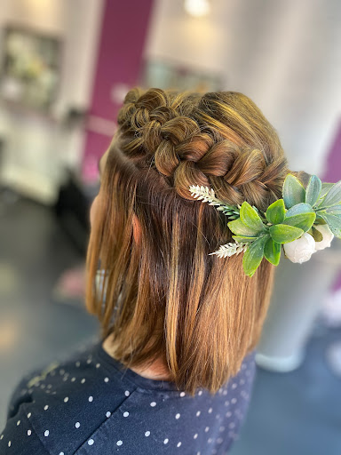 Coiffure s'tifany/ Expert en Balayages - Thumbnail
