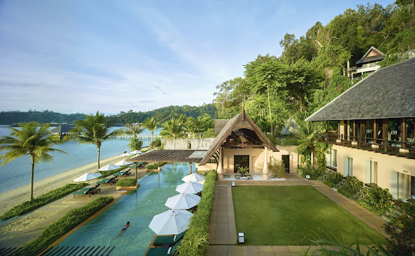 Gaya Island Resort by null