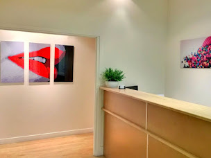 Photo n°5 de Dr Aurèle JOACHY à Sainte-Foy-lès-Lyon (Dentiste)