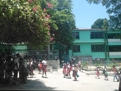 Photos of Ecole Charite de St Louis