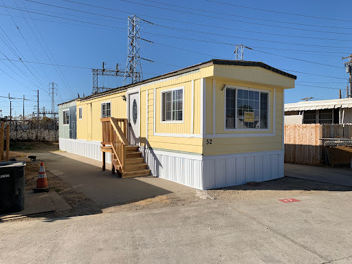 Holiday Manor Mobile Home Park - Thumbnail