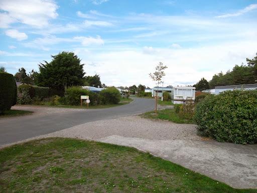 Photo de Camping Le Bois de Pins - Baie de Somme | Cayeux sur Mer à Cayeux-sur-Mer (80410)