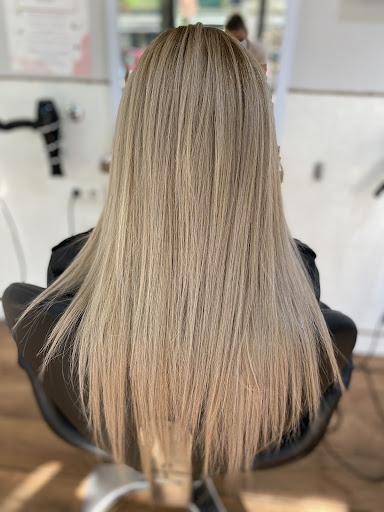Chen Itza Peluqueros