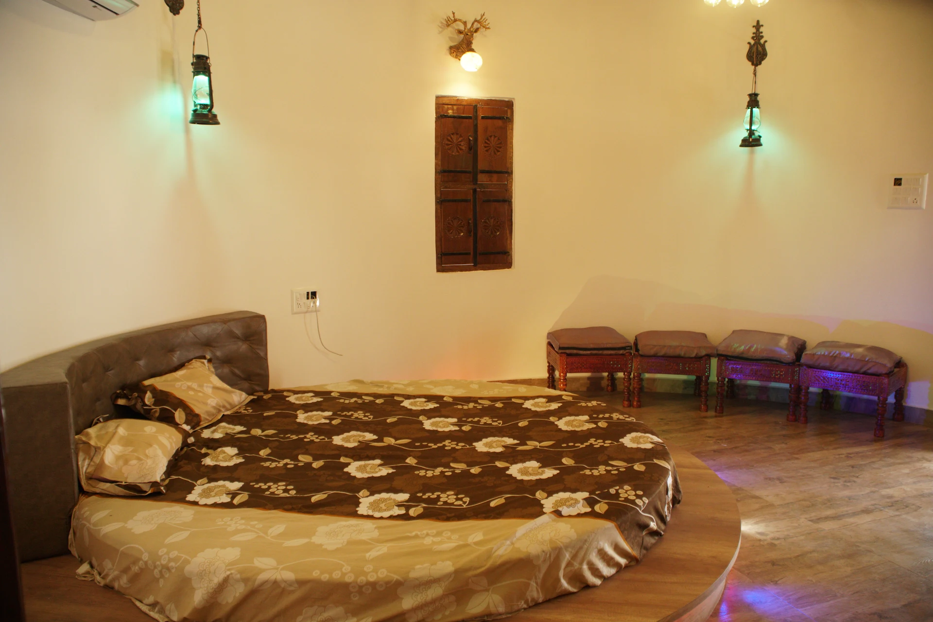 Swamira's Hut