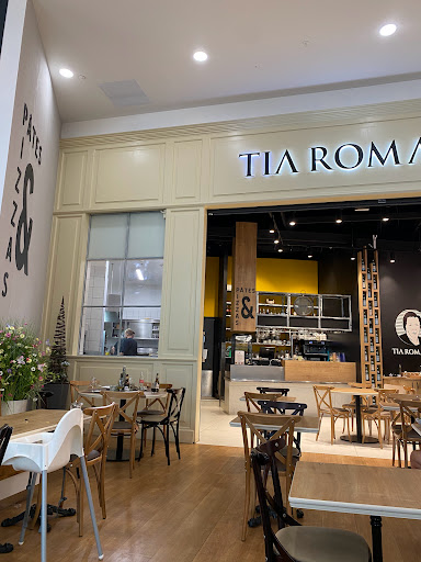 Tia Romana - Thumbnail