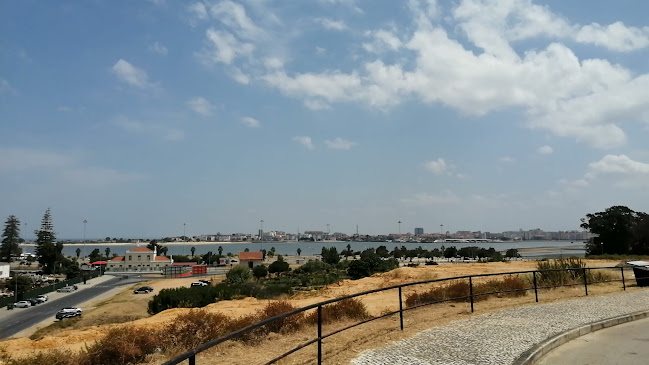 Avaliações doMiradouro da Quinta da Trindade em Seixal - Agência de viagens