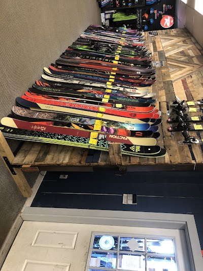 Ski Fanatics