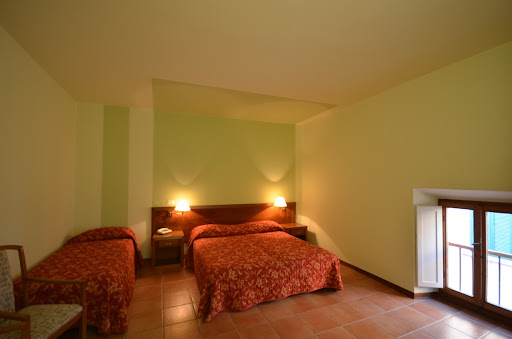 Il Pomarancio Gallery - Italy