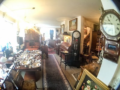 Photos of Antiques G&uuml;nter Rusch