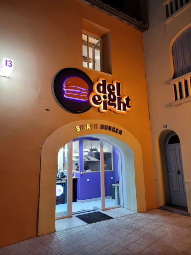 Photo 8 - L&M Burger