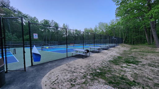 Groton Country Club Pickleball Courts - Thumbnail