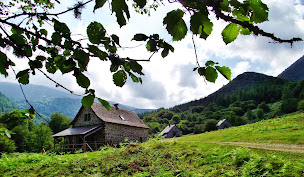 Photo n°13 de Les chalets de la forêt d'Issaux à Osse-en-Aspe (Gîte)