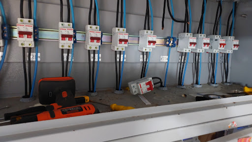 hoginaldo eletricista em Santo André