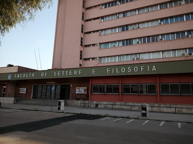 Edificio 12 (Scienze umanistiche / Lettere e Filosofia)