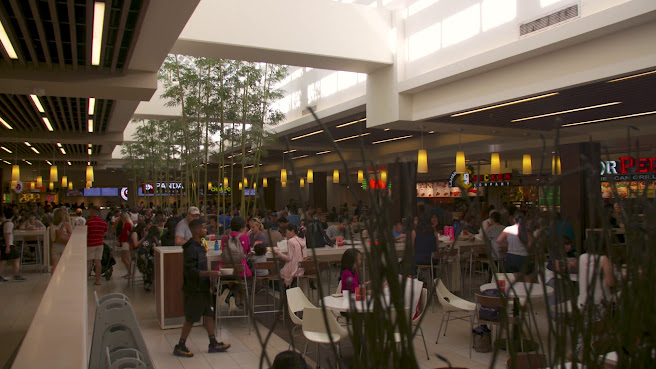 Ala Moana Center by null