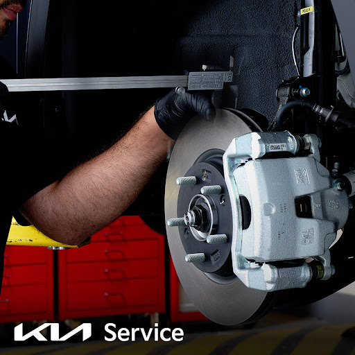 Kelowna Kia Service Gallery - Canada