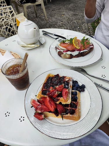 Meho Cafe - Bar & Garden