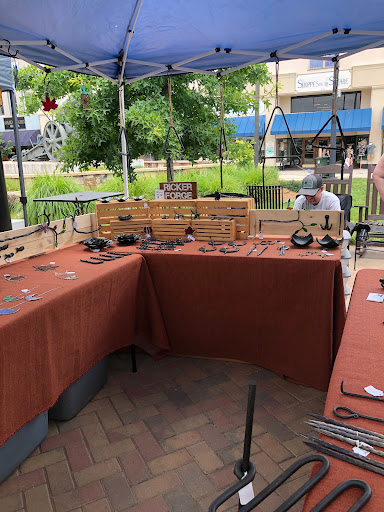 Hickory Farmers Market - Thumbnail