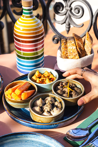 MEDITERRANEA - Real Healthy Food - Thumbnail