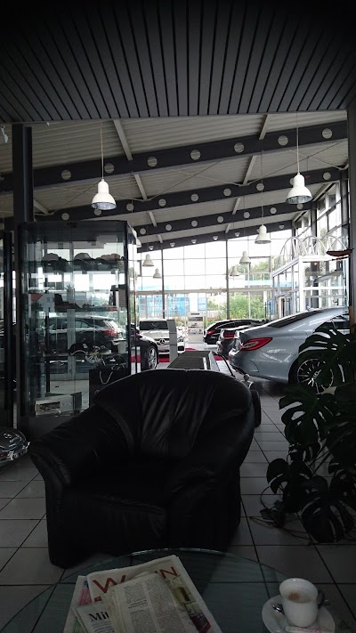 car-dealer