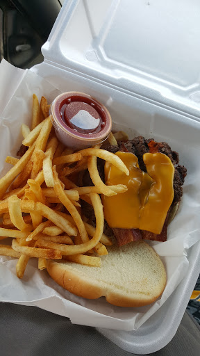 Skeeters Bar & Grill - Thumbnail