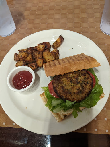 BISTRO C - Visual