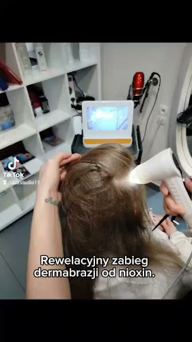 Opinii despre Lux Studio Hair în Lipno - Salon fryzjerski